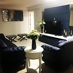 Duplex com laser privativo - piscina, sala de jogos, área de churrasqueira