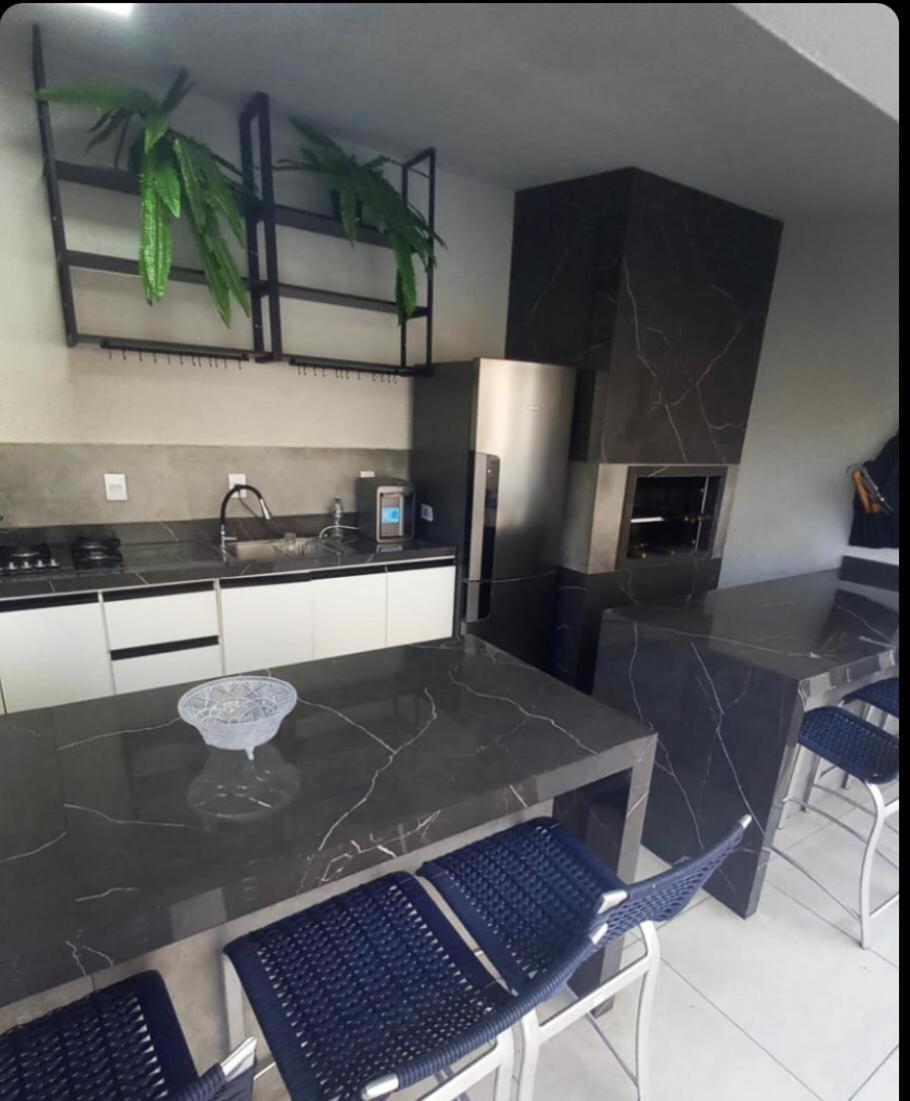 Apartamento Duplex Com Laser Privativo - Piscina, Sala De Jogos, Area De Churrasqueira Balneario Camboriu